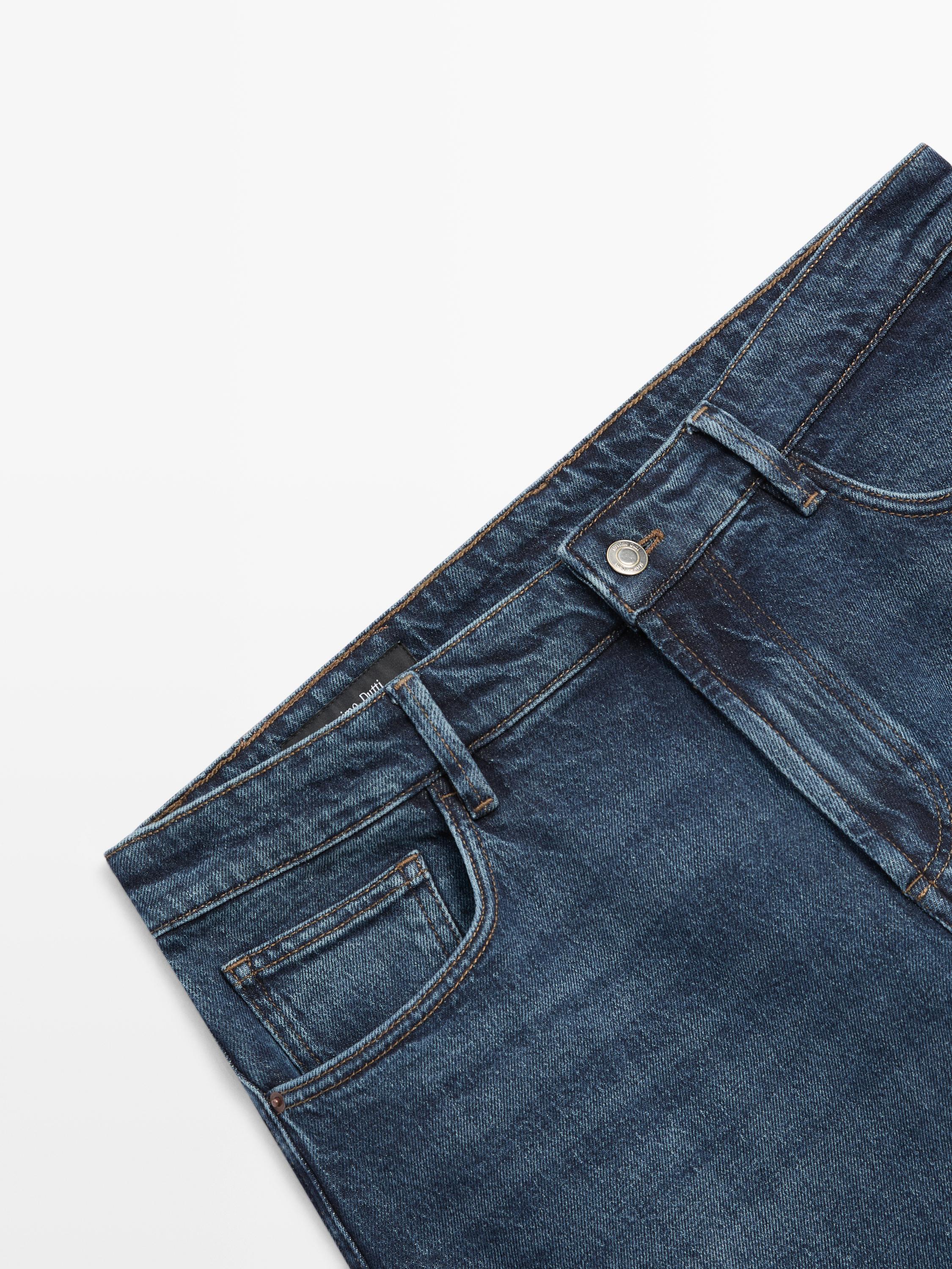 Slim fit jeans